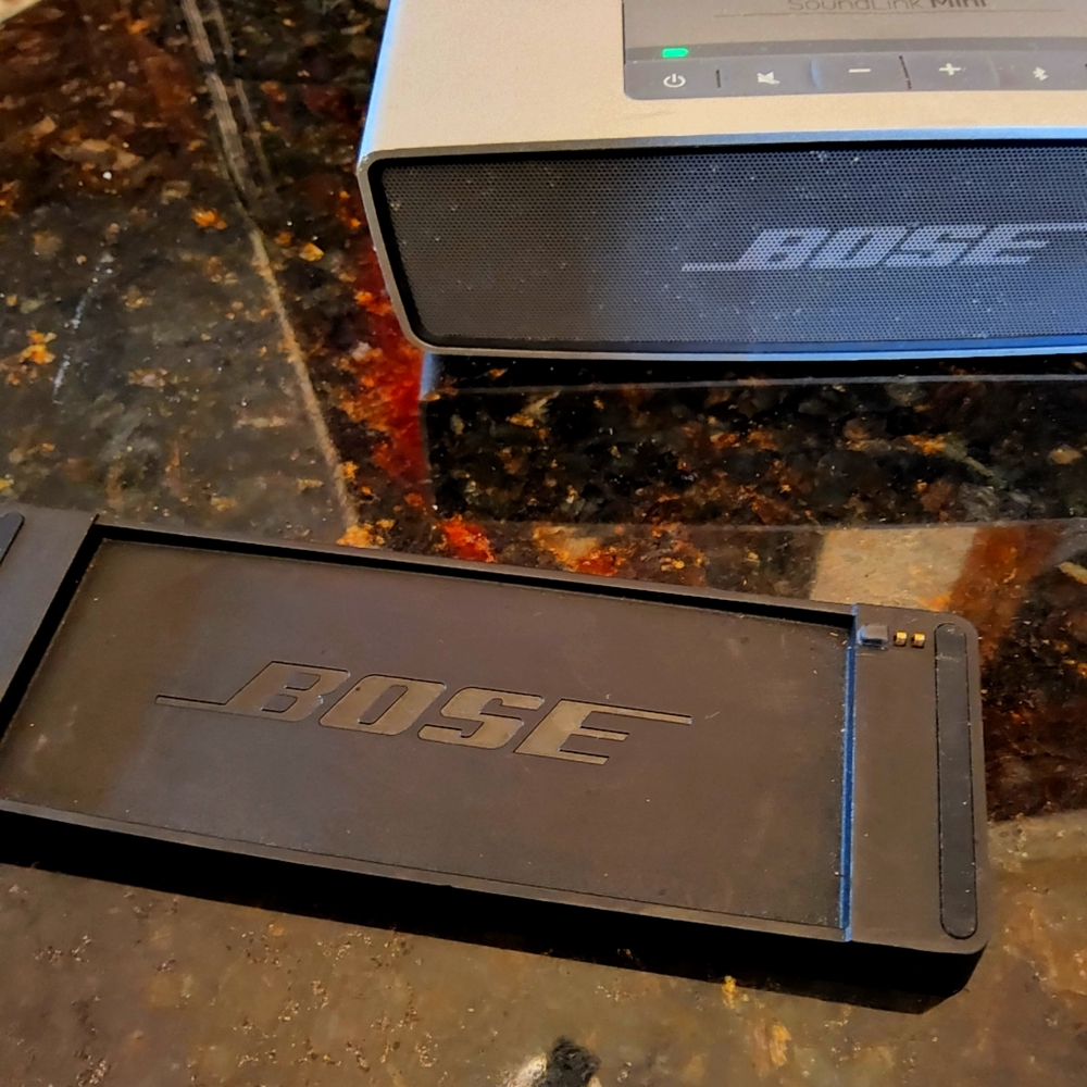 Bose Minilink Bluetooth wireless speaker